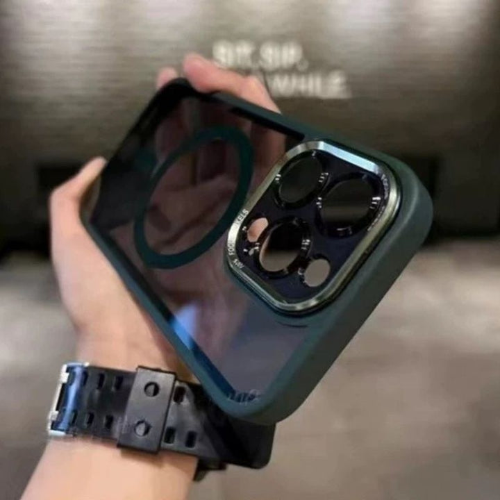 Robuste magnetische iPhone Schutzhülle. Klares Magsafe Handycover, bietet umfassenden Stoßschutz.