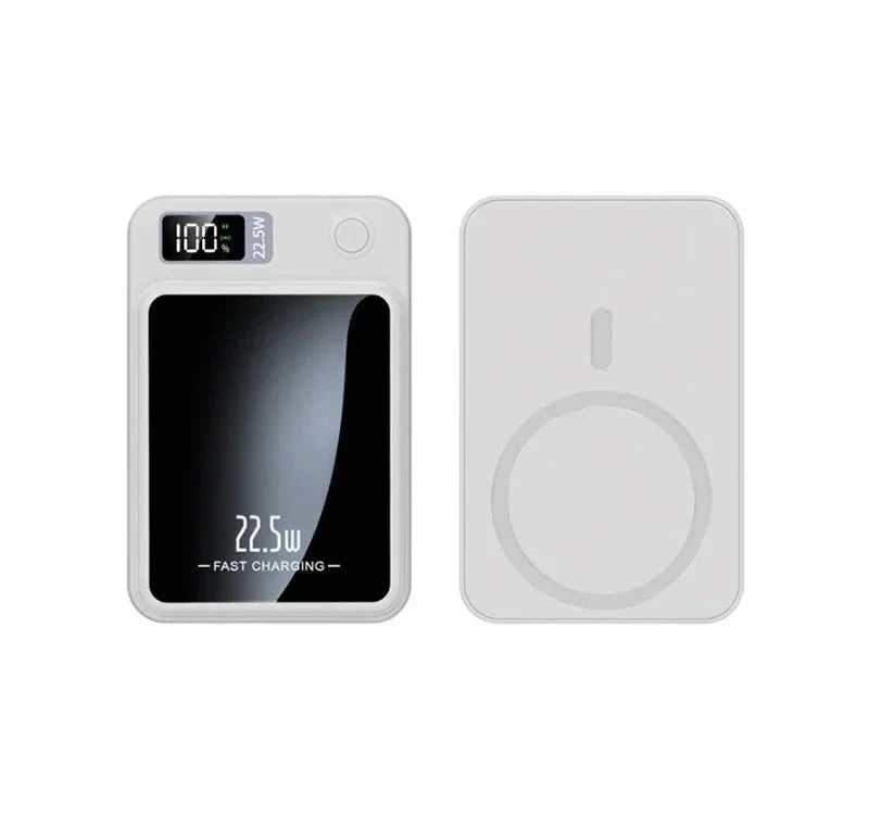 Weiße magnetische Powerbank MagCharge Mini für iPhone & Android. Ideales kabelloses Ladezubehör für Reise & Alltag.