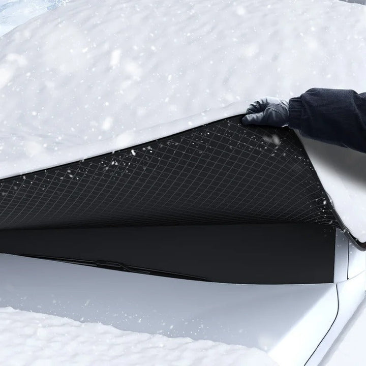 Praktisches Autozubehör: Magnetische Schneeabdeckung für Windschutzscheibe bietet Allwetterschutz vor Eis & UV.