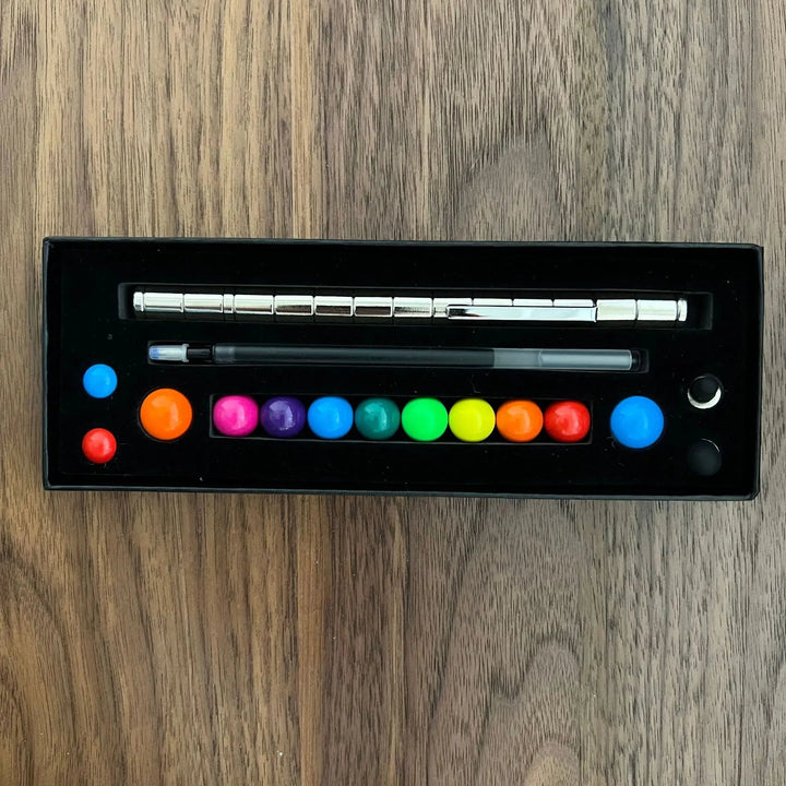 Origineller magnetischer Zappelstift als Geschenkidee für Stressabbau, Entspannung & kreative Köpfe.