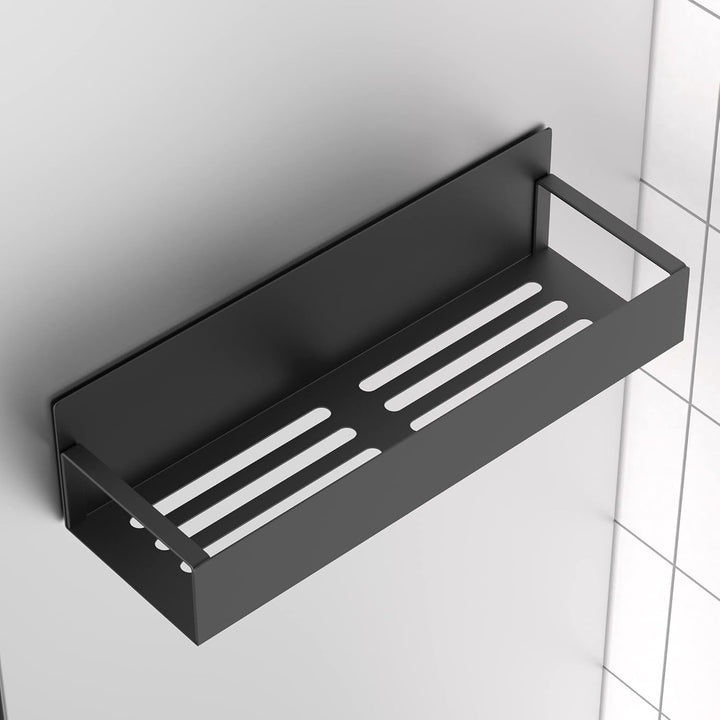 Elegantes schwarzes Metallregal als magnetischer Gewürzhalter. 4-teiliges Set für moderne Küchenorganisation.