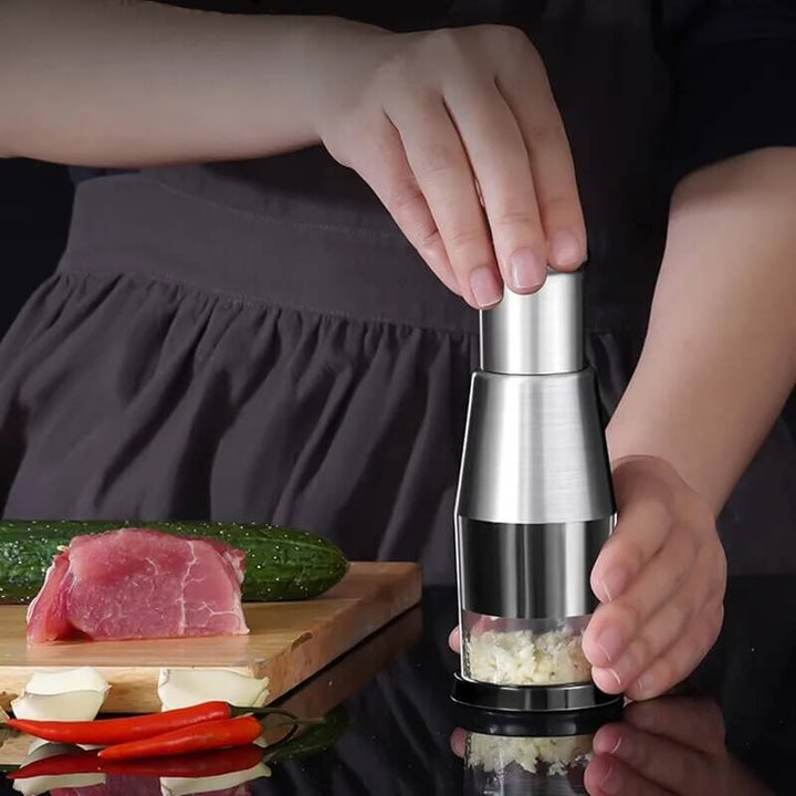 Edelstahl Gemüseschneider, leicht zu reinigen, perfekt für Zwiebeln, Knoblauch und Gemüse.