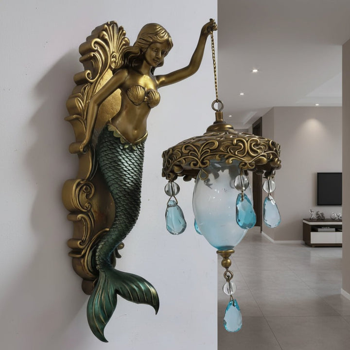 Hochwertige MARINA Vintage Wandleuchte aus Metall & Glas. Warme LED-Beleuchtung als perfekte Innenleuchte.