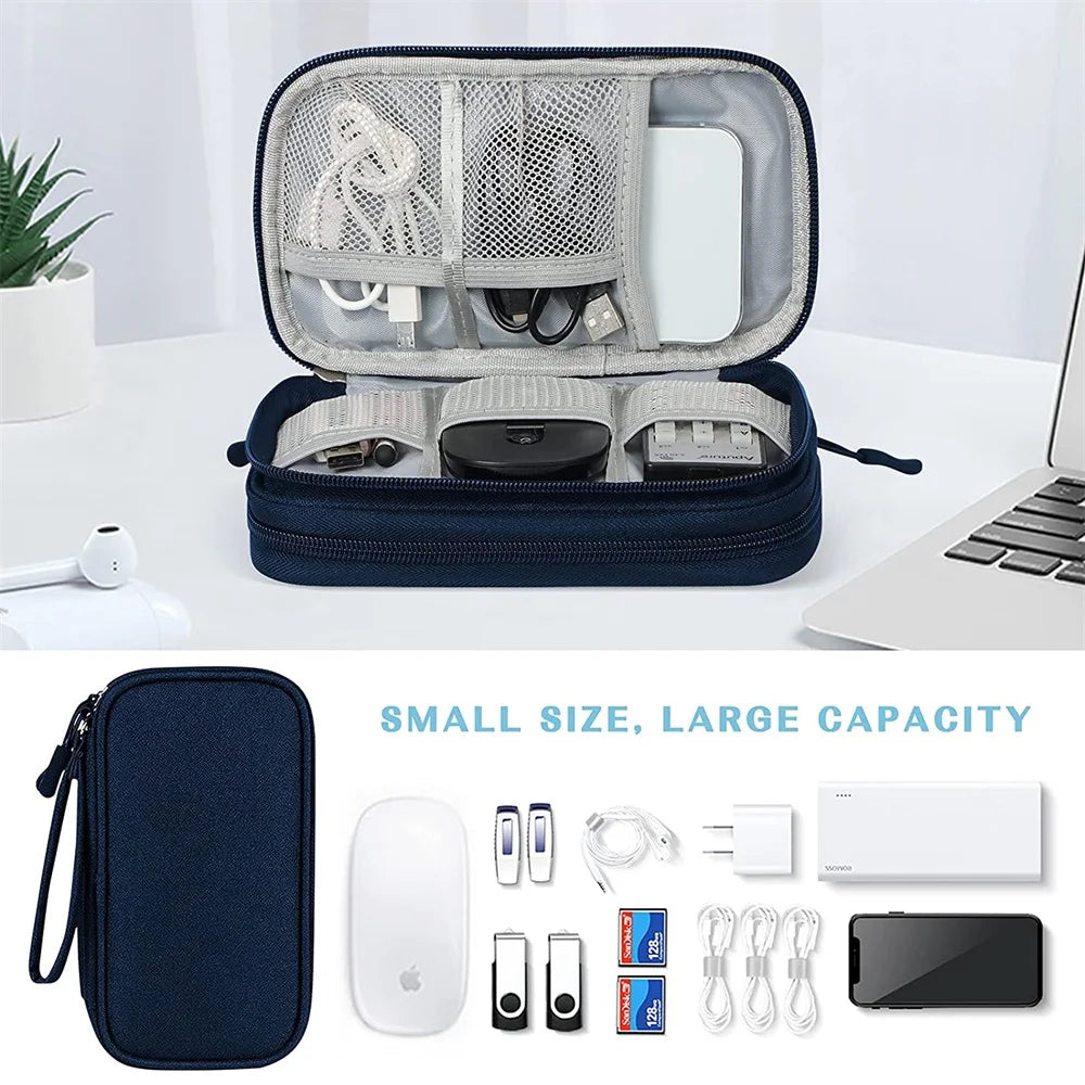 Wasserdichte Kabeltasche in Schwarz, kompakt & mobil. Perfekter Reise Organizer für Elektronik Zubehör.