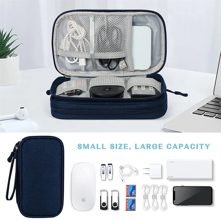 Wasserdichte Kabeltasche in Schwarz, kompakt & mobil. Perfekter Reise Organizer für Elektronik Zubehör.