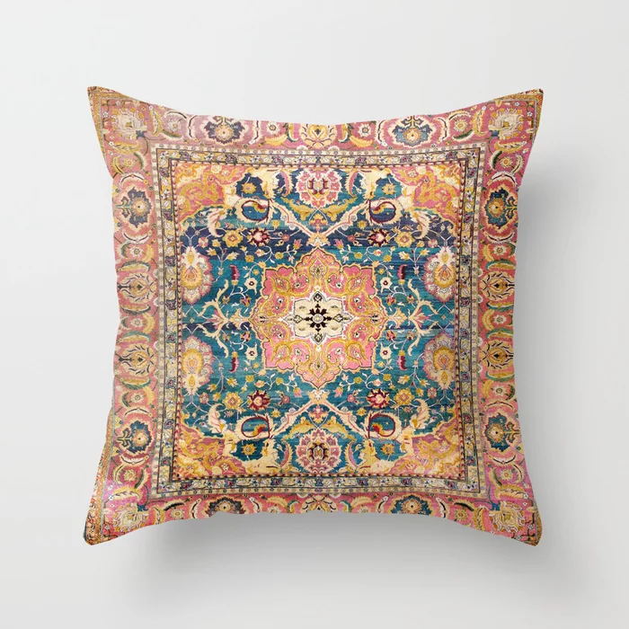 Boho-Kissenbezug mit marokkanischem Muster aus Plüsch, ideal für eine stilvolle Wohnkultur.