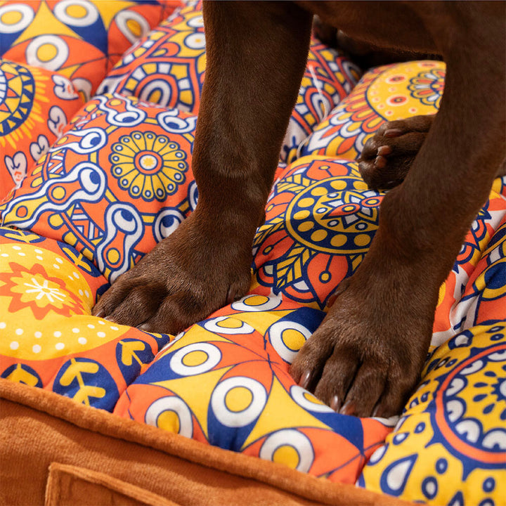 Marokkanisch gemustertes orthopädisches Hundebett, braun, groß, bietet Komfort & umfassende Unterstützung für Haustiere.