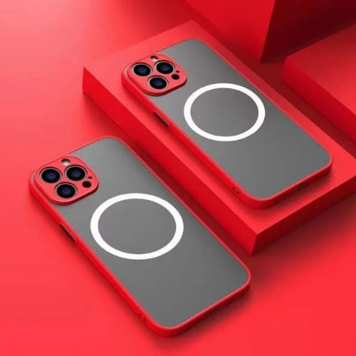 Ultrakompakte matte MagSafe Handyhülle mit effektivem Fallschutz & angenehmer Haptik.
