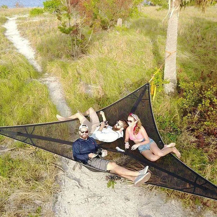 Outdoor-Gruppenhängematte aus reißfestem Nylon für entspanntes Familien-Camping & unvergessliche Abenteuer.