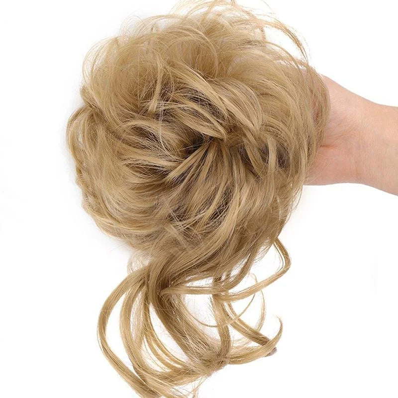 Haar-Accessoire: Messy Bun Haarteil für schnelles, unkompliziertes Styling.