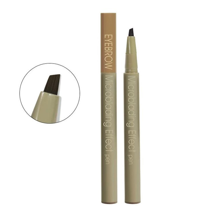 Natürliches Microblading Make-up mit wasserfestem Augenbrauenstift. Kein Verschmieren, definierte Brauen.