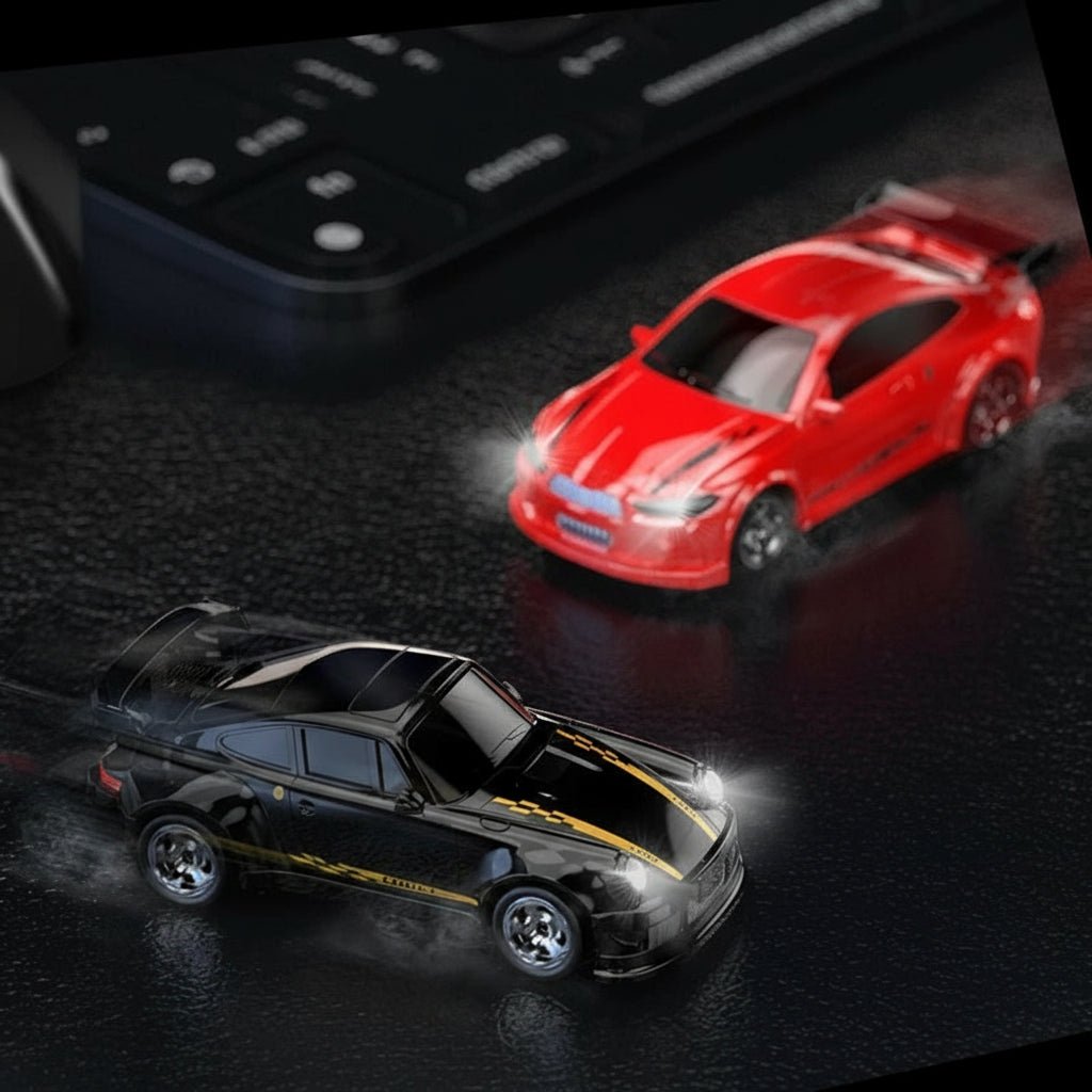 Verpacktes MICRODRIFT 1:64 RC Driftauto. Kompaktes Mini RC Auto als ideales Geschenk für Spielspaß.