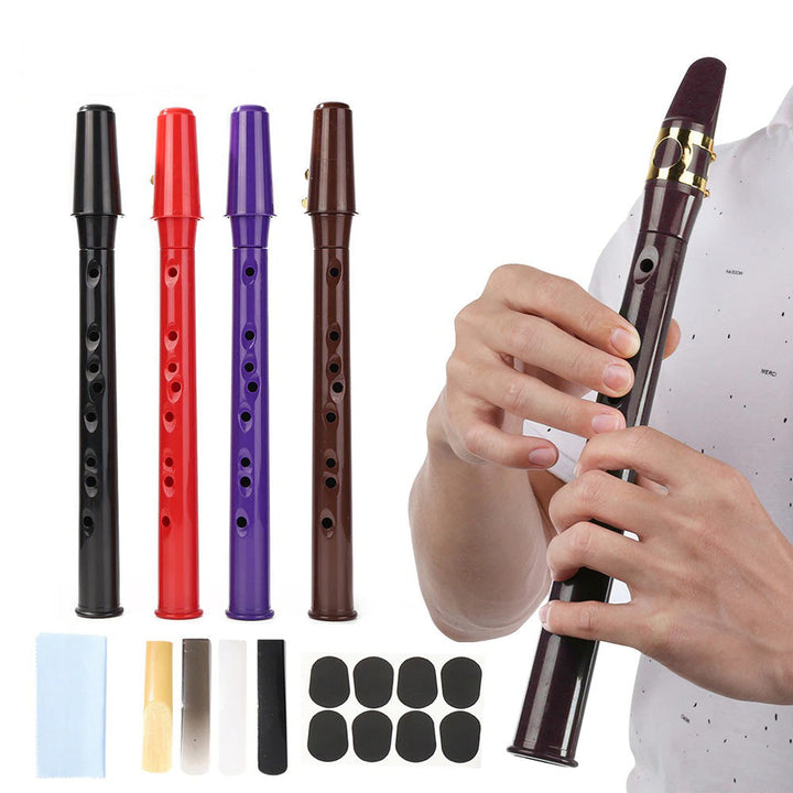 Stylisches Taschensaxofon, ein Holzblasinstrument, perfekt für Anfänger und Musiker.