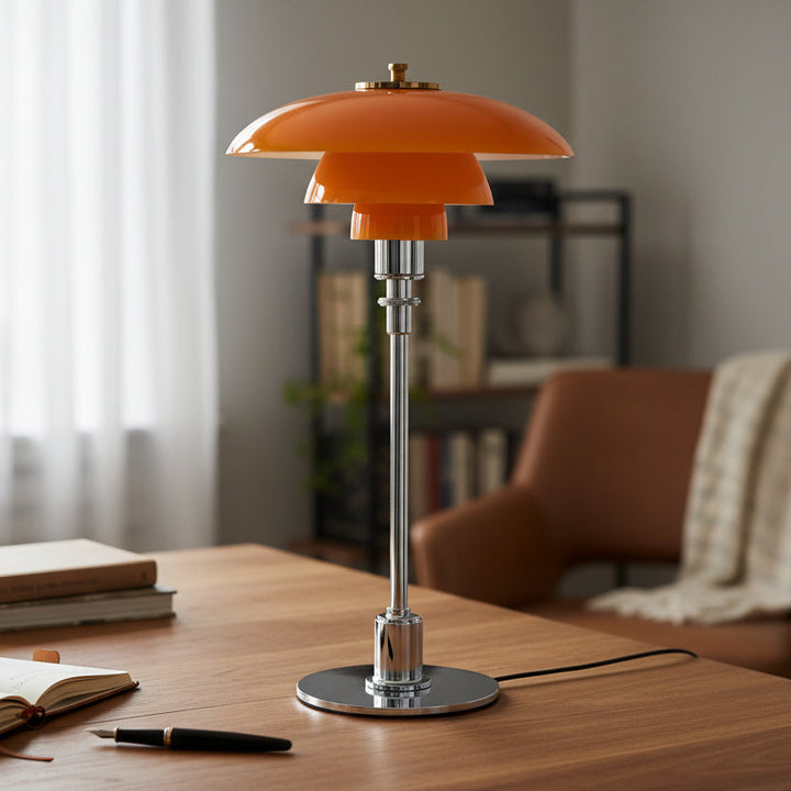 Elegante LED Tischleuchte im minimalistischen Stil, dimmbar, schafft gemütliche und moderne Atmosphäre.