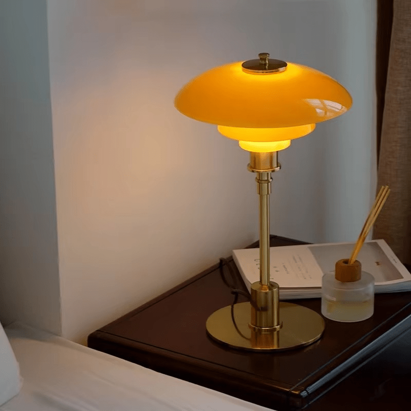 Moderne Design Tischlampe mit LED, dimmbar, ideal als Schreibtischlampe oder Akzentbeleuchtung.