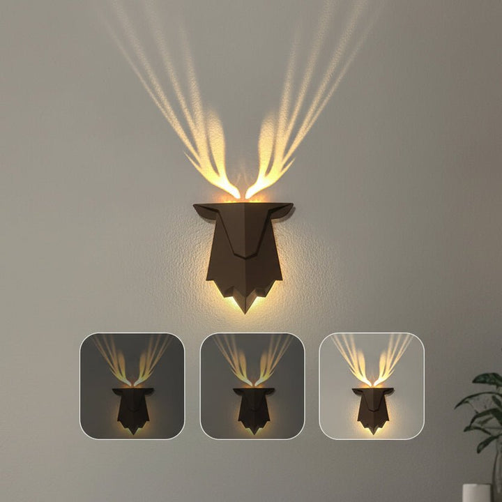 Dimmbare LED-Wandleuchte Hirsch für modernes Wohnzimmer. Indirektes Licht und Fernbedienung für optimales Stimmungslicht.