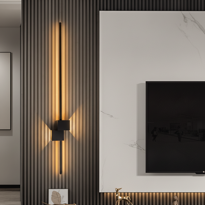 Weiße, minimalistische LED Wandleuchte. Modernes Design. Perfektes indirektes Licht für den Wohnbereich.