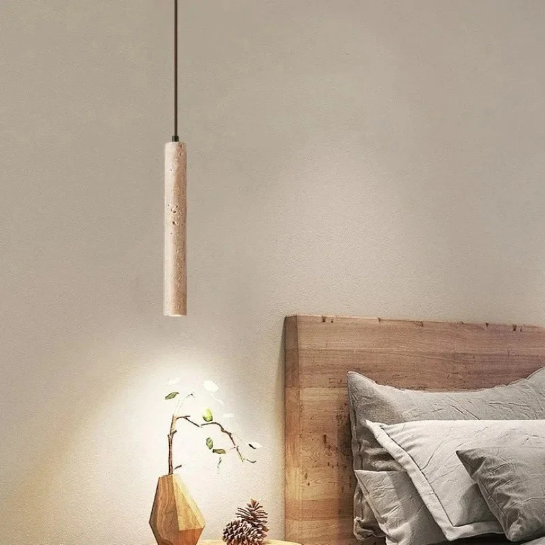 Hochwertige Travertin LED-Beleuchtung, Kronleuchter im Wabi-Sabi Stil, ideal für moderne Innenarchitektur.