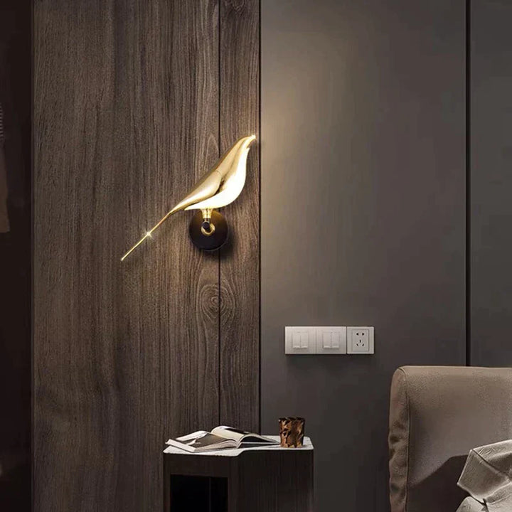 Stylische moderne Vogel Wandleuchte mit LED-Beleuchtung, ideal als Designlampe für Ihr Zuhause.
