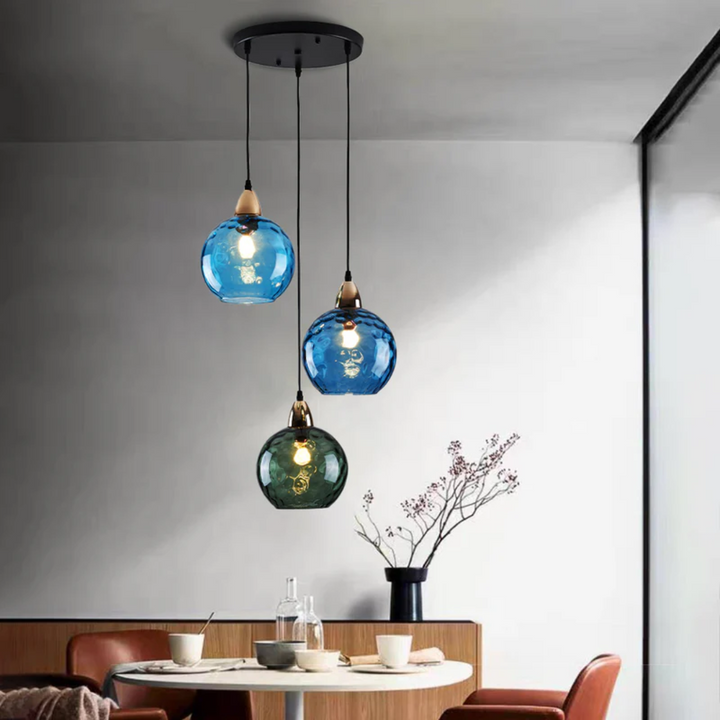 Elegante LED Pendelleuchte, 3-flammig, im Cluster-Look. Modernes Licht für Wohn- und Essbereiche.