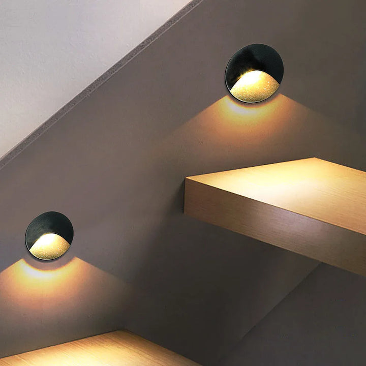 Robuste 3W LED-Gartenlampe, IP65. Wasserdichte Außenbeleuchtung für Treppen, Balkone & Wege.
