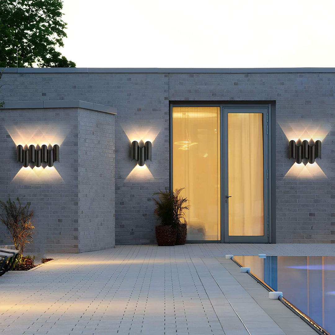 Stilvolle LED-Außenleuchte aus Aluminium, modernes Design für Fassade, Garten und Terrasse. Witterungsbeständig.