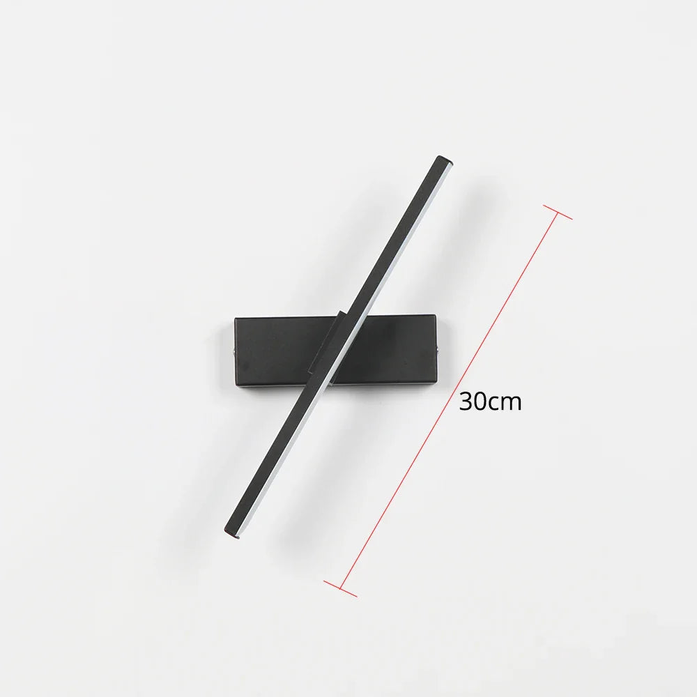 Minimalistische AuroLite LED-Wandleuchte in modernem Design, energieeffizient und verstellbar für jede Einrichtung.