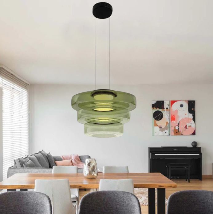 AuroraSphere: Exklusive Glas-Pendelleuchte für Esszimmer. Moderne Bauhaus-Ästhetik & warmes Licht.