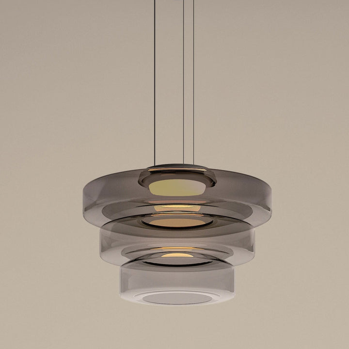 Elegante AuroraSphere Pendelleuchte aus Glas. Bringt Bauhaus-Stil und moderne Ästhetik in Ihr Heim.