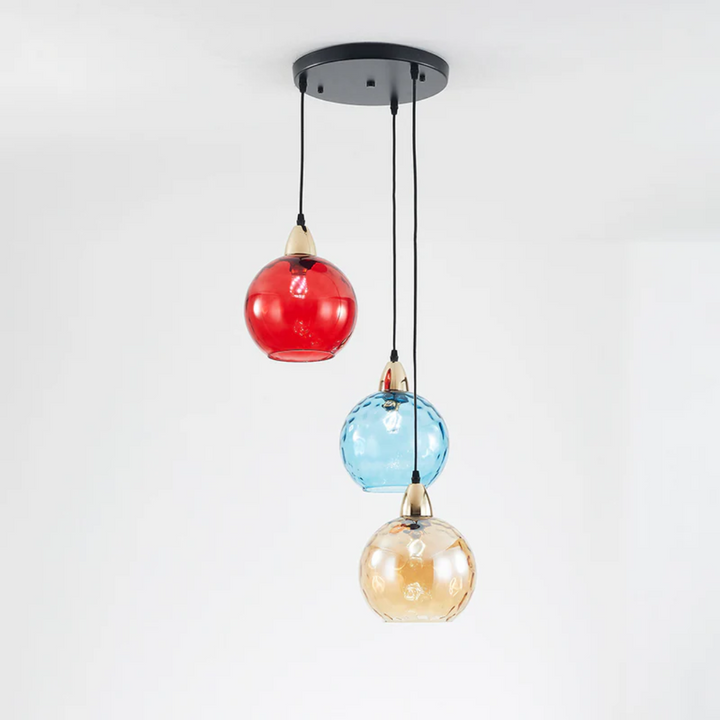Höhenverstellbare moderne Cluster Pendelleuchte Cascade mit 3 Leuchten. Ideale Deckenlampe.