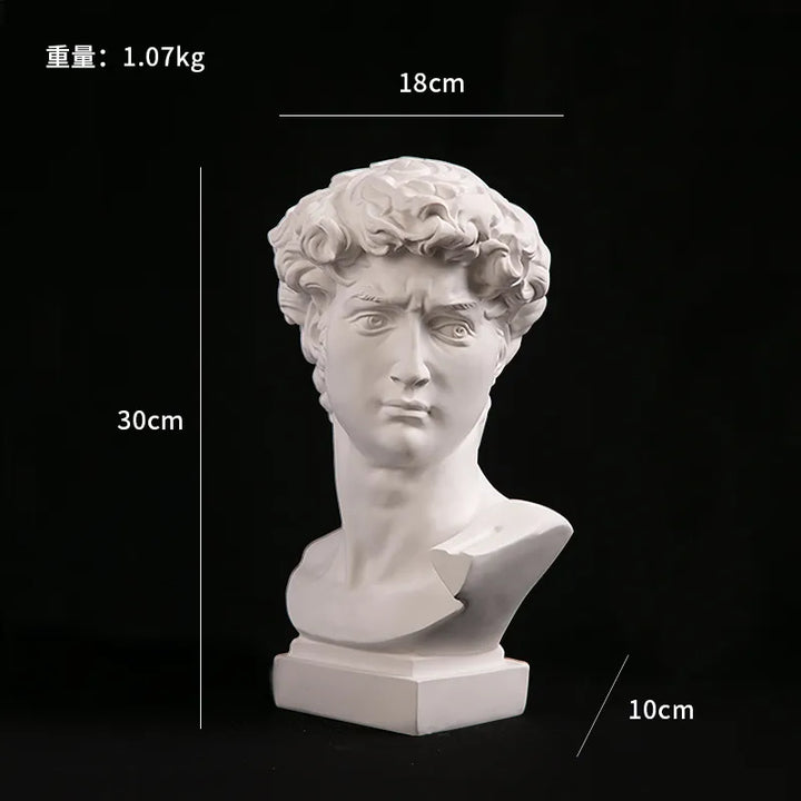Abstrakte David Büste als moderne Kunst Skulptur für minimalistische Wohnkultur. Elegantes Designobjekt.