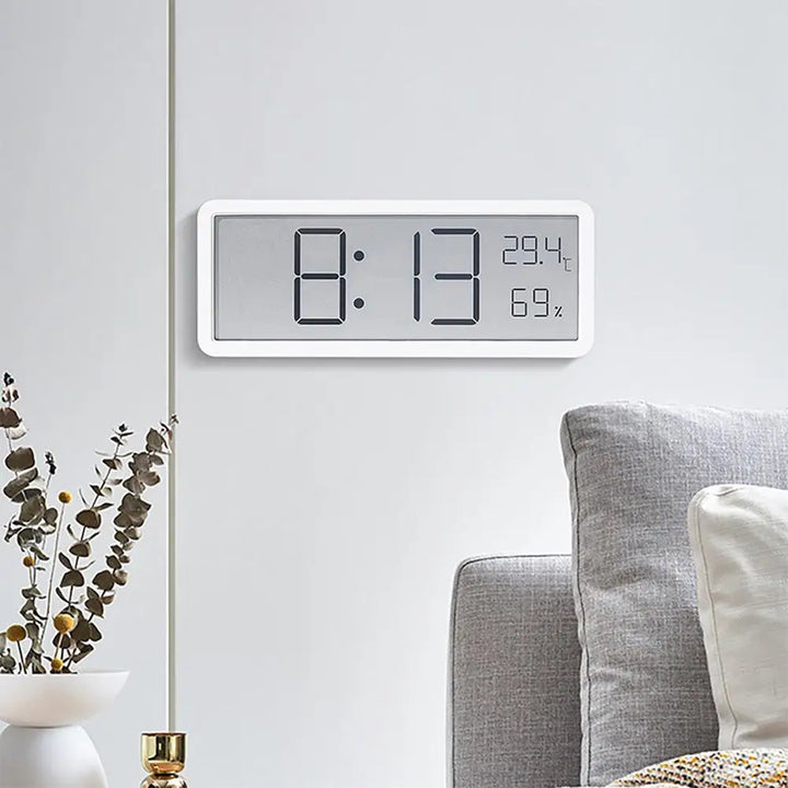 Digitale Uhr TimeGlow mit Thermometer & Hygrometer für Raumklima. Elegante Tisch- oder Wanduhr für Büro & Zuhause.