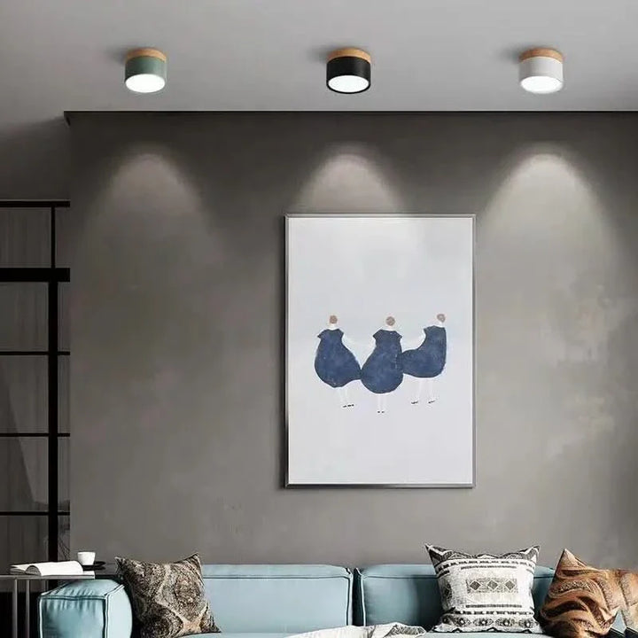 Energiesparende moderne LED Deckenleuchte, dimmbar, mit Holzdesign. Perfekt für Innenbeleuchtung.