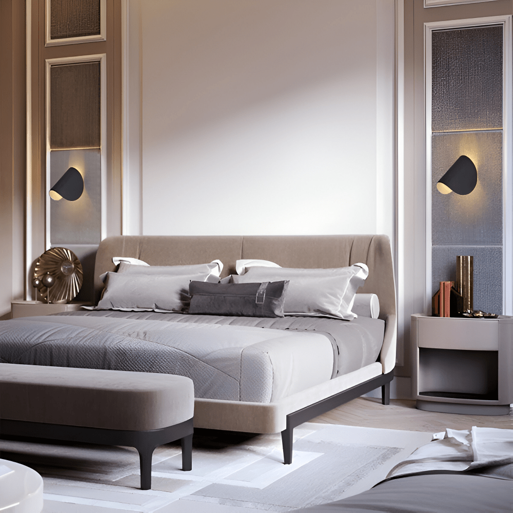 Drehbare LED-Wandleuchte für Schlafzimmer. Schafft indirektes, modernes Licht und eine gemütliche Atmosphäre. Energieeffizient.
