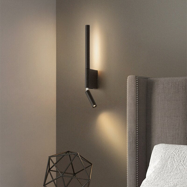 Moderne LED-Wandleuchte für Nachttisch und Schlafzimmer; drehbares Leselicht in Weiß oder Schwarz.