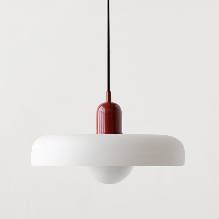Stilvolle Glas-Pendelleuchte, bunte Beleuchtung für Wohnzimmer-Flair.