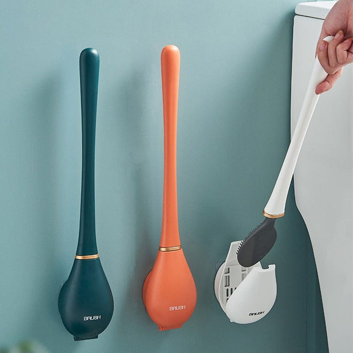 Moderne flexible Toilettenbürste mit Wandhalterung für hygienische Badreinigung.
