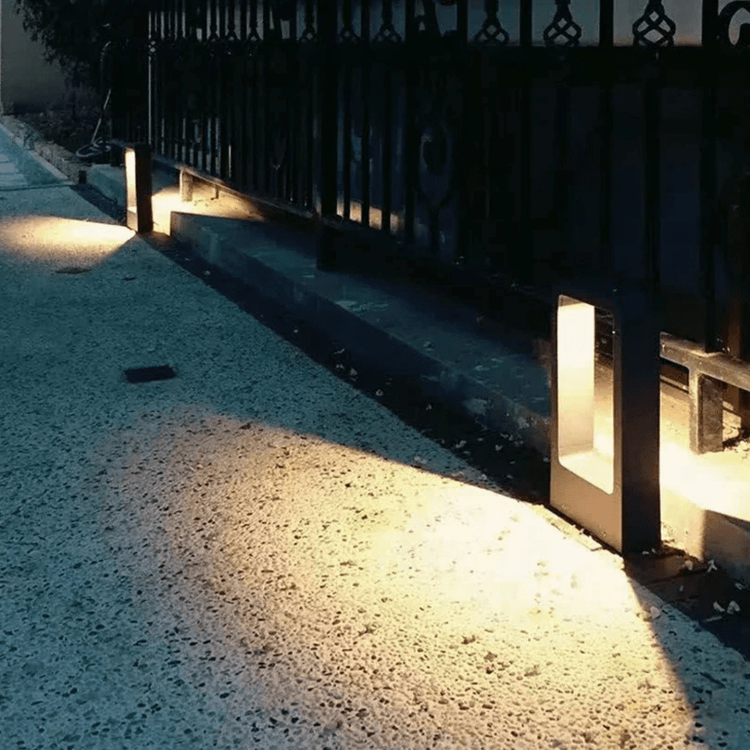 Robuste GARTENGLANZ LED-Wegeleuchte. Perfekte Außenbeleuchtung für Garten, Terrasse & Einfahrt. Modernes LED-Licht.