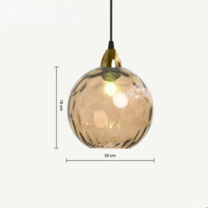 Moderne Glas-Deckenlampe in Kugelform, perfekt als stilvolle Wohnzimmer-Hängeleuchte.