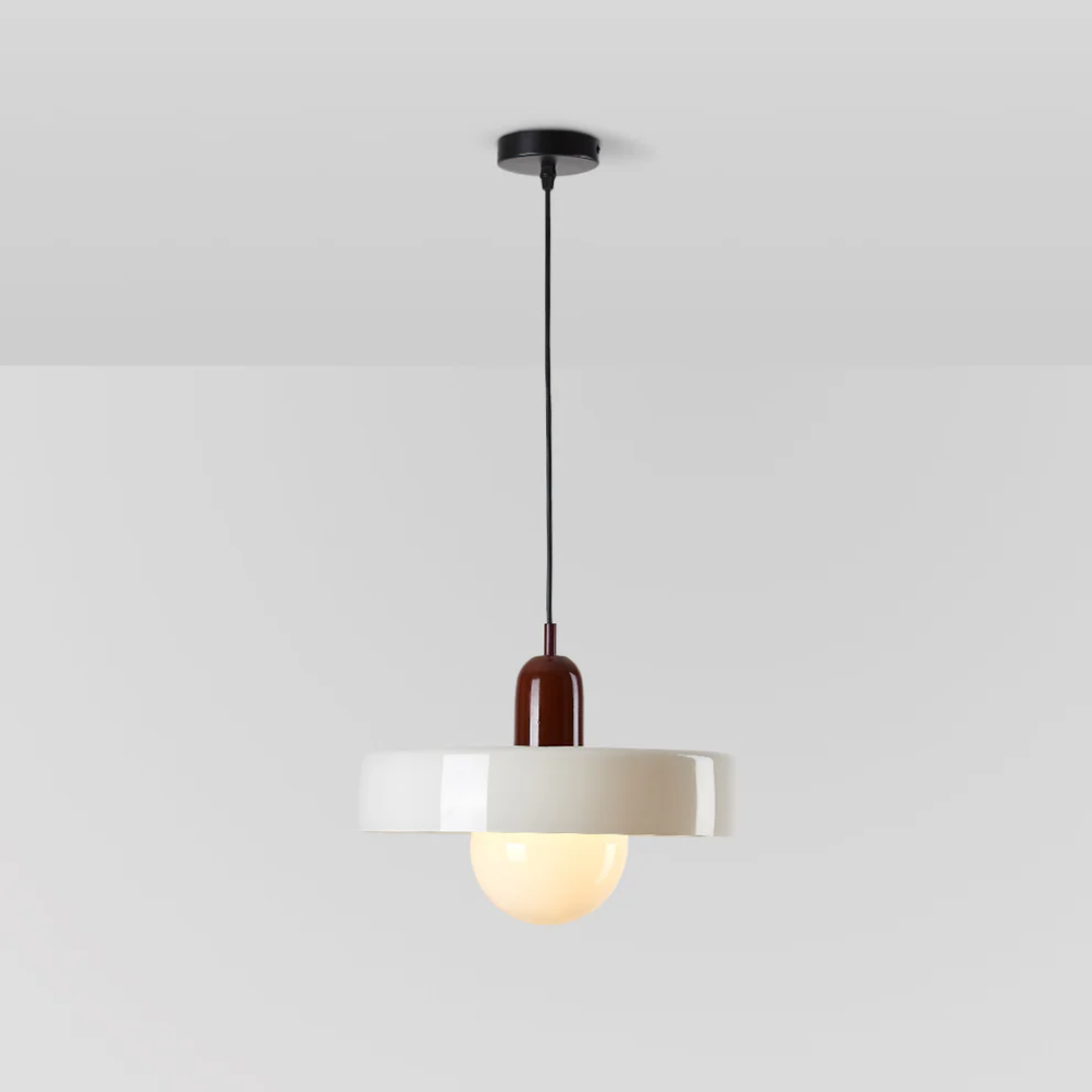 Zeitgenössische Glas Hängelampe mit integrierter LED. GloboLuxe Design für ein modernes Ambiente im Esszimmer.
