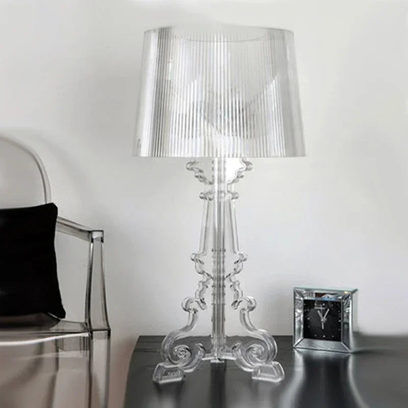 Elegante Acryl Tischlampe im modernen Barockstil, höhenverstellbar, ideal für stilvolle Inneneinrichtung.