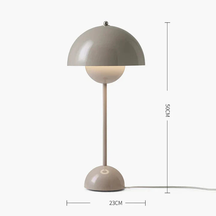 Goldene kabellose Tischleuchte, LED, dimmbar, modern, wiederaufladbar, stilvolles Wohnaccessoire.