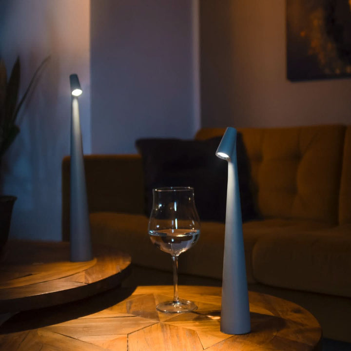 Dimmbare LED Tischlampe mit 3-Stufen Touch für individuelles Stimmungslicht.