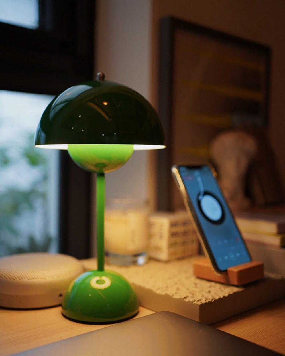 Kabellose Pilzlampe mit Touch-Steuerung & dimmbarer LED. Vielseitige Nachttisch- oder Wohnzimmerlampe.