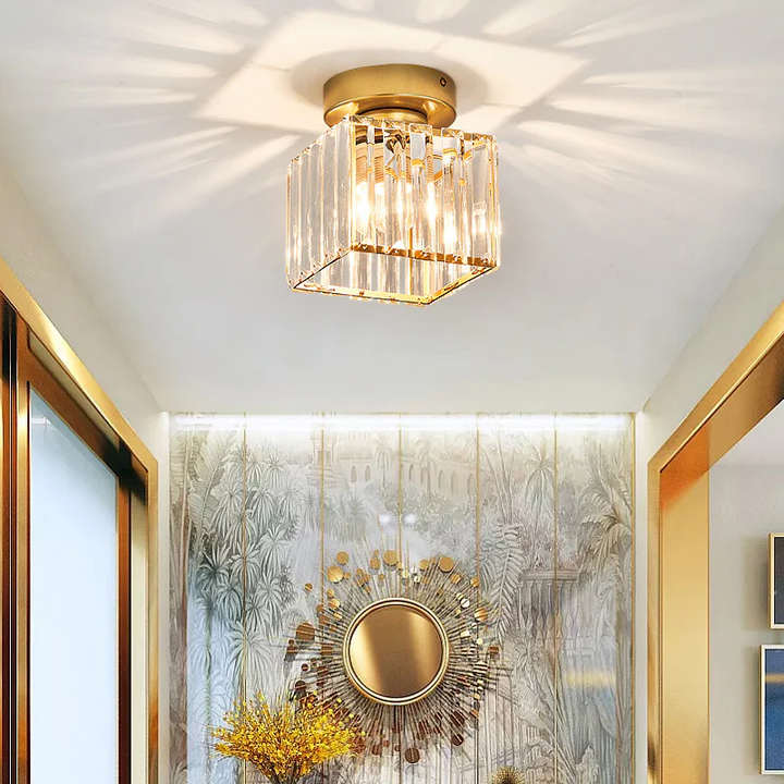 Design-Kristall-Deckenleuchte, moderne Beleuchtung, perfekt für elegante Wohnräume.