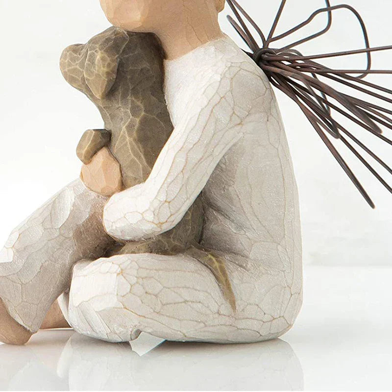 Moderne Familien-Dekofigur aus Kunstharz: Engel, Kind & Hund, eine stilvolle Ergänzung für jedes Zuhause.
