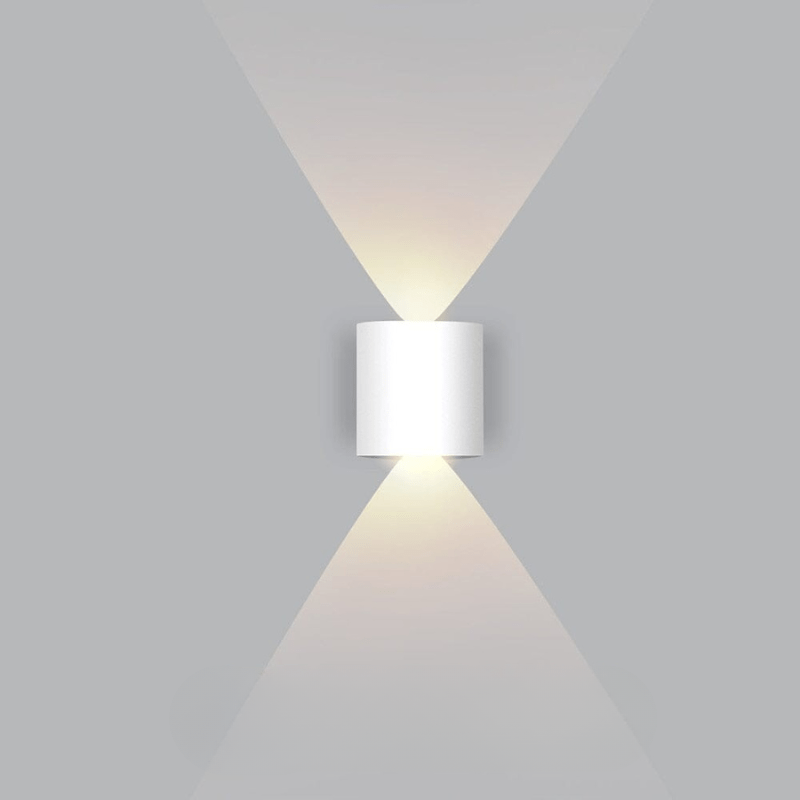 Langlebige LED-Gartenbeleuchtung, wetterfestes Aluminium, moderne Wandleuchte für den Außenbereich.