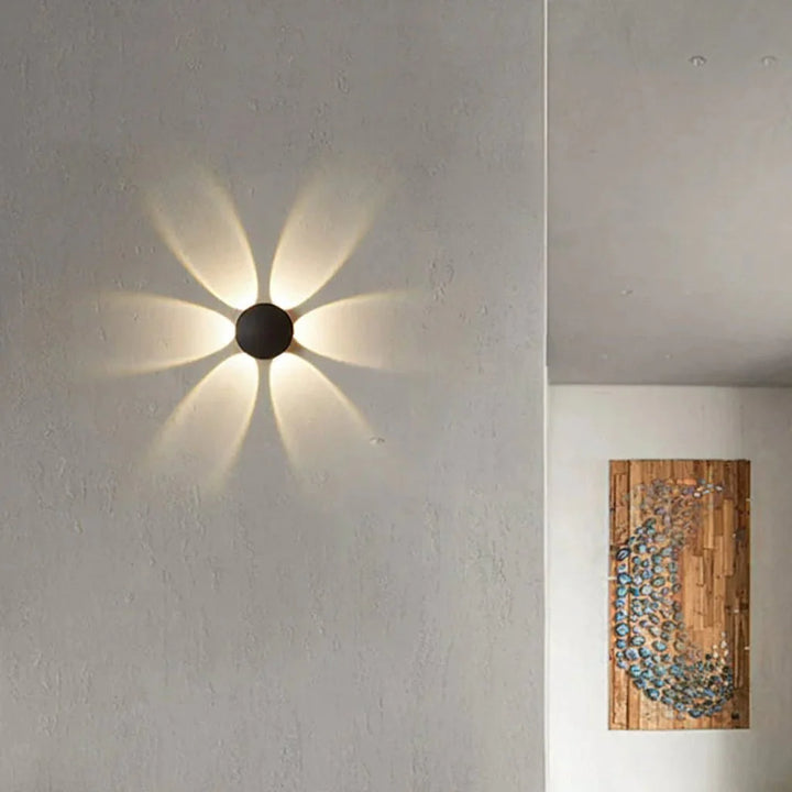 Energieeffiziente LED-Wandleuchte, IP65, für Außenbereiche und Hausfassaden.