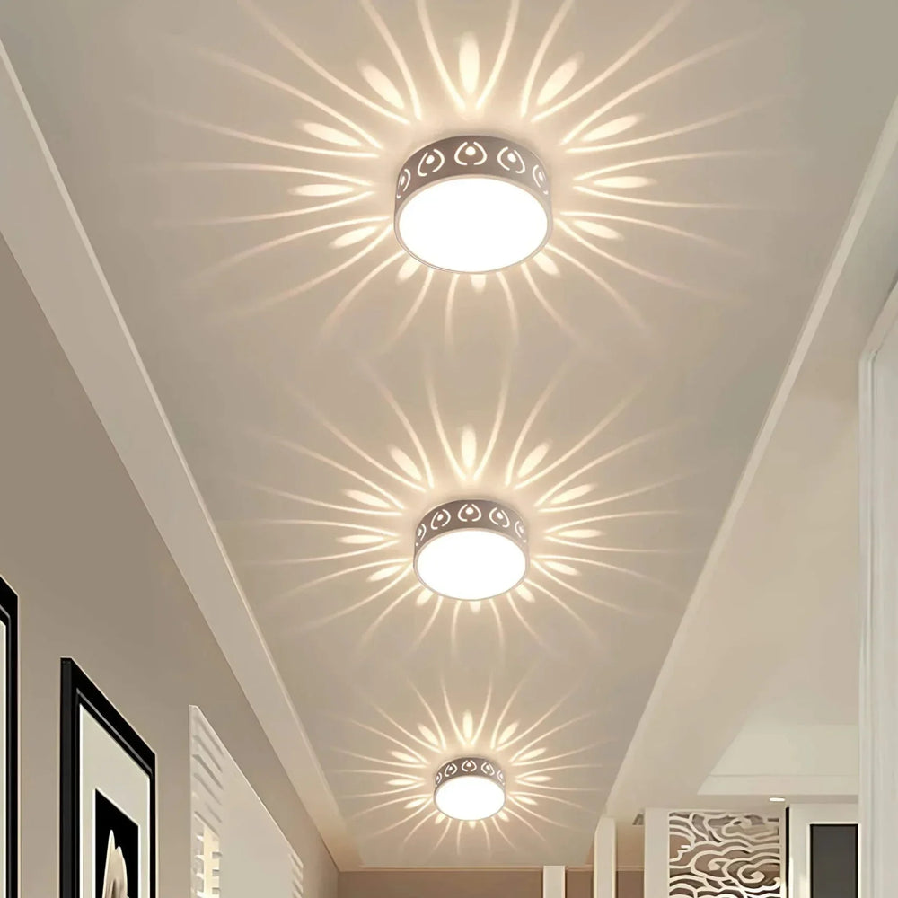 Elegante LED Deckenleuchte mit Kristall-Design für stimmungsvolles warmweißes oder kaltweißes Licht.