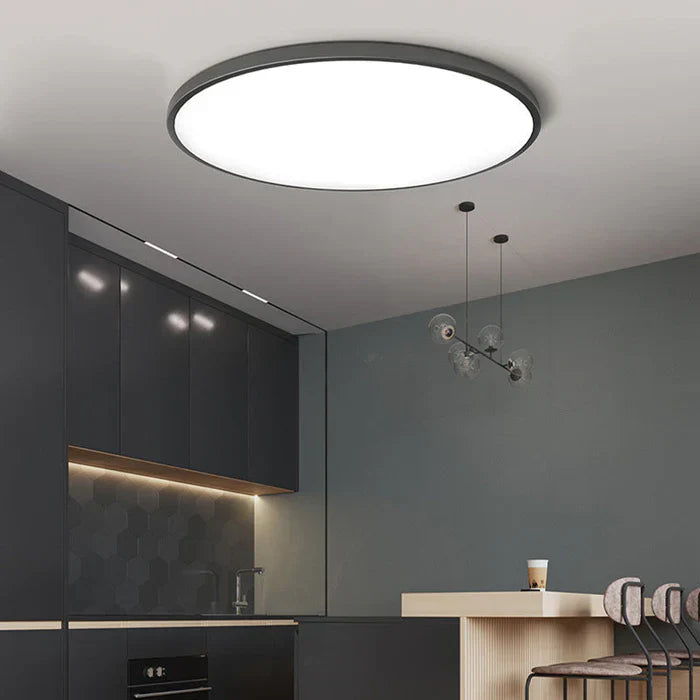 Energieeffiziente LED-Deckenleuchte, modernes Design. Perfekte Beleuchtung für Wohn- & Esszimmer, stilvolle Atmosphäre.